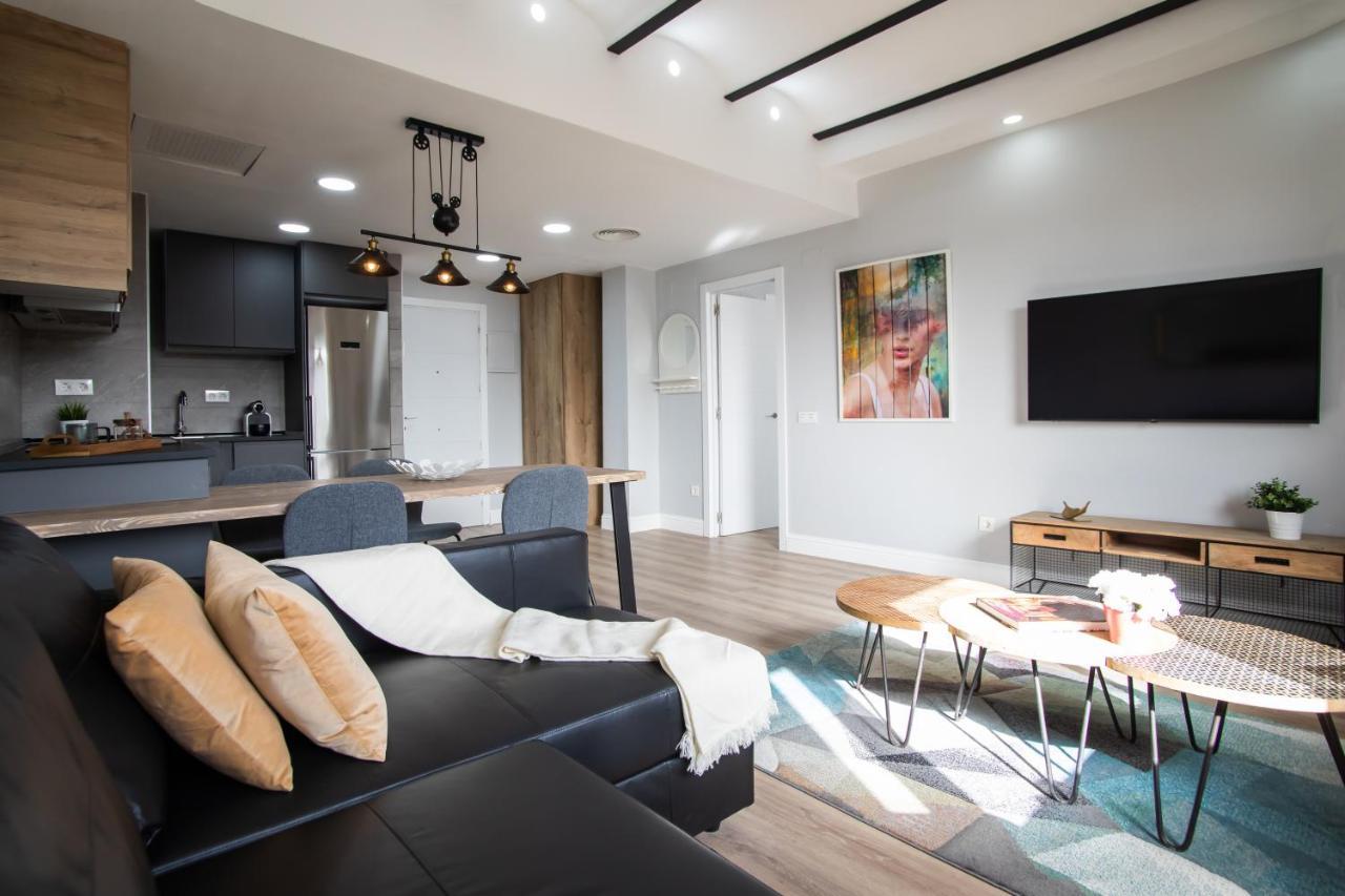 Tendency Apartments 5 Barcelona Bagian luar foto