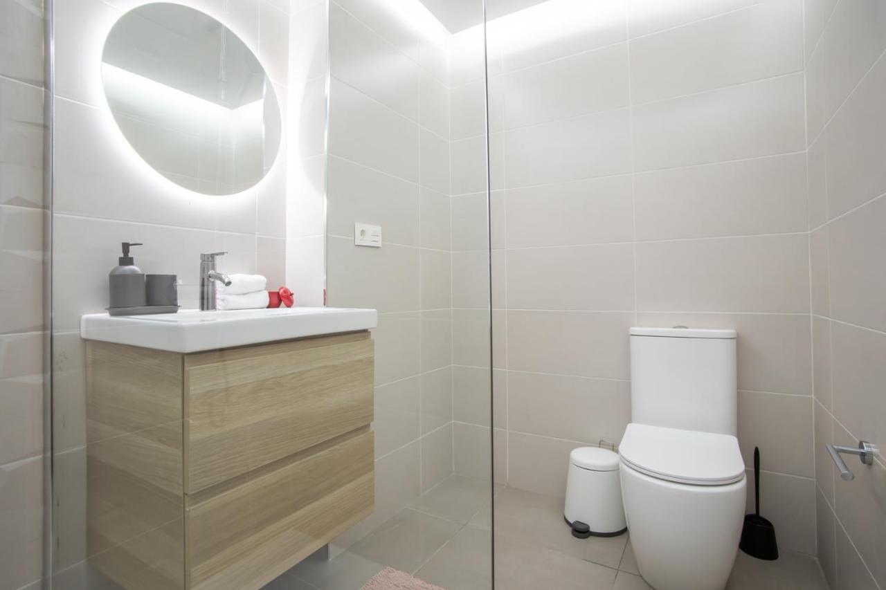 Tendency Apartments 5 Barcelona Bagian luar foto